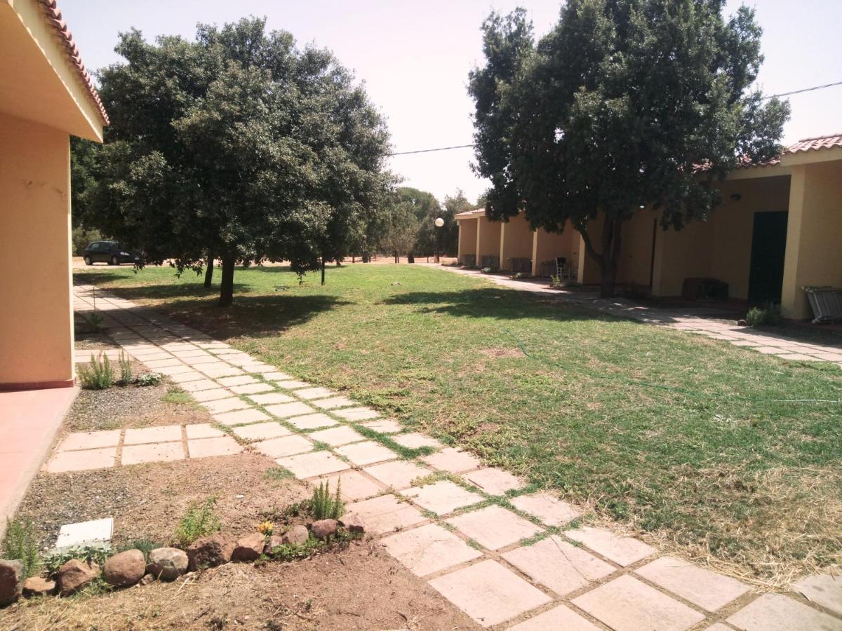Nuraghe Ruiu Camping & Bungalow Norbello المظهر الخارجي الصورة