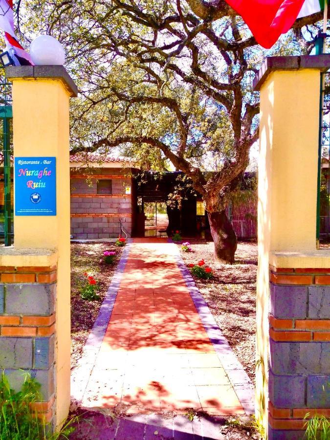 Nuraghe Ruiu Camping & Bungalow Norbello المظهر الخارجي الصورة